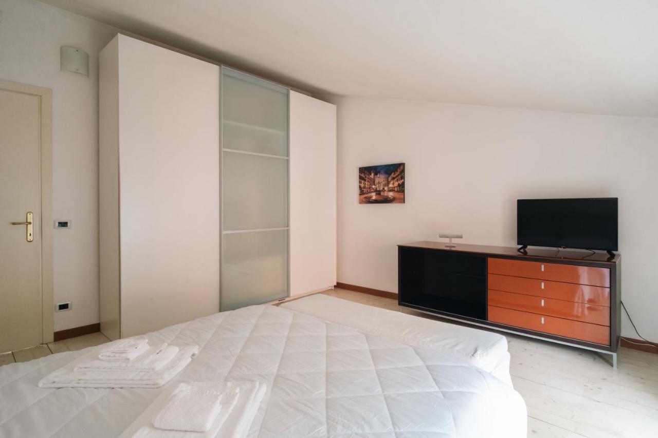 Appartamento Scaligero Borgo Trento เวโรนา ภายนอก รูปภาพ