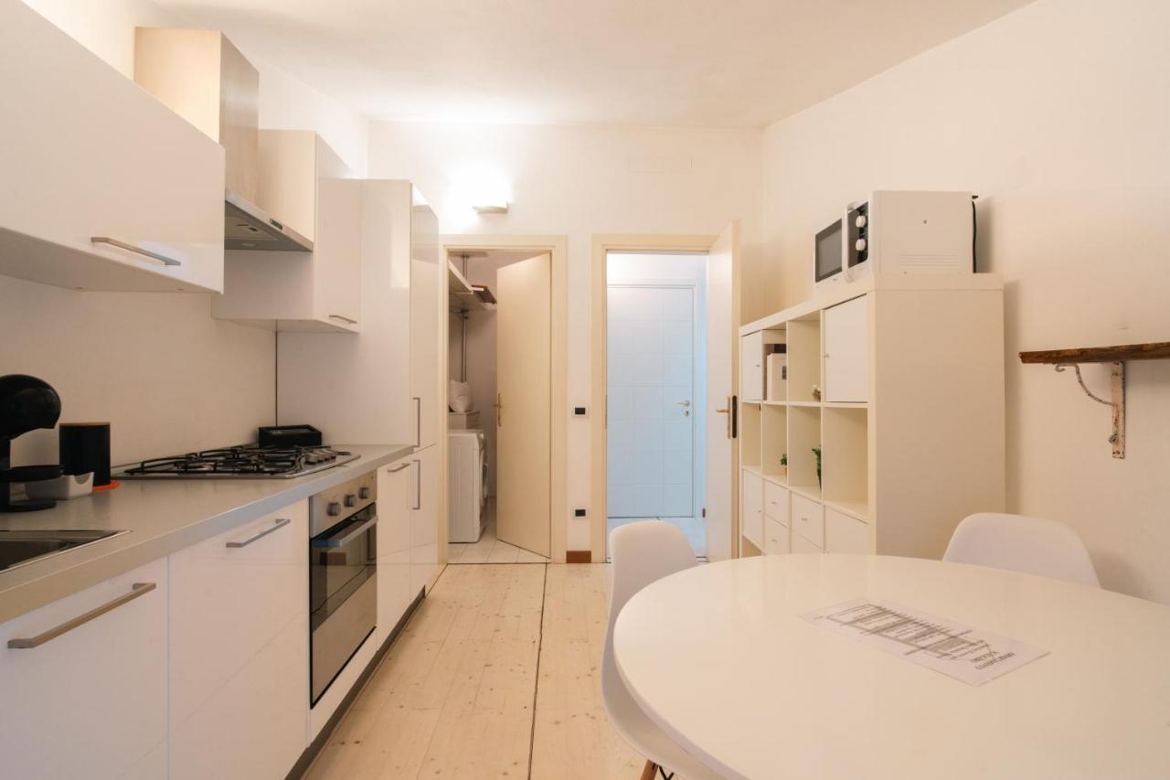Appartamento Scaligero Borgo Trento เวโรนา ภายนอก รูปภาพ